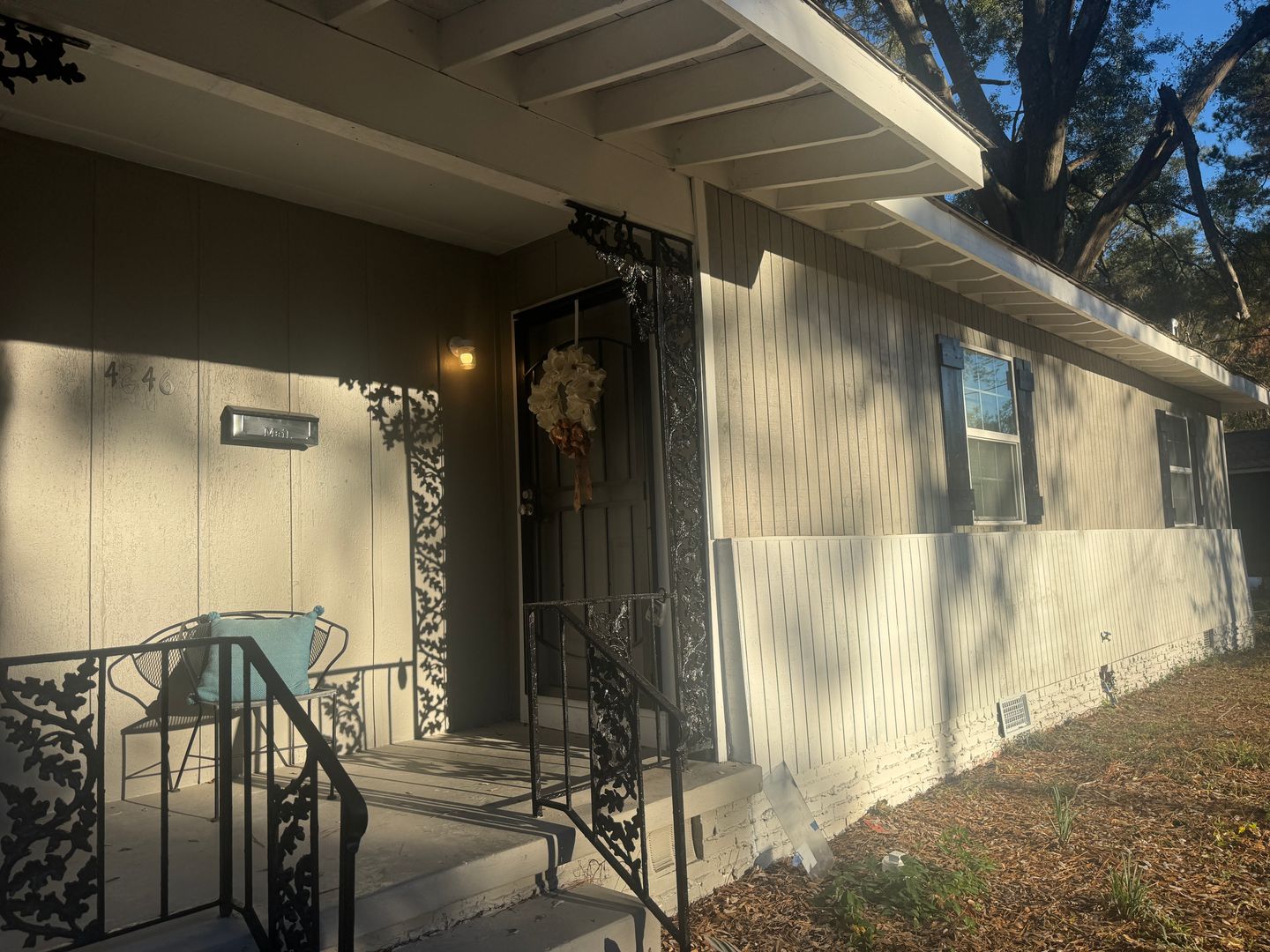 Jackson House: 4246 Oaklawn Dr