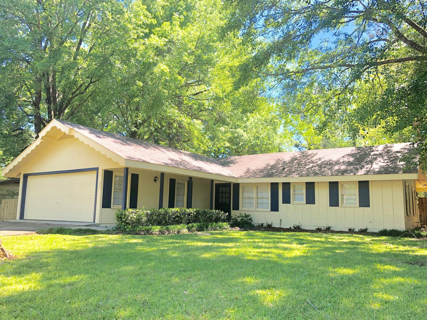 Jackson House: 217 Melrose Dr.