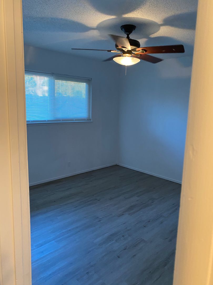 Updated Two Bedroom With Laundry, Garage and Yard! 12 of 12