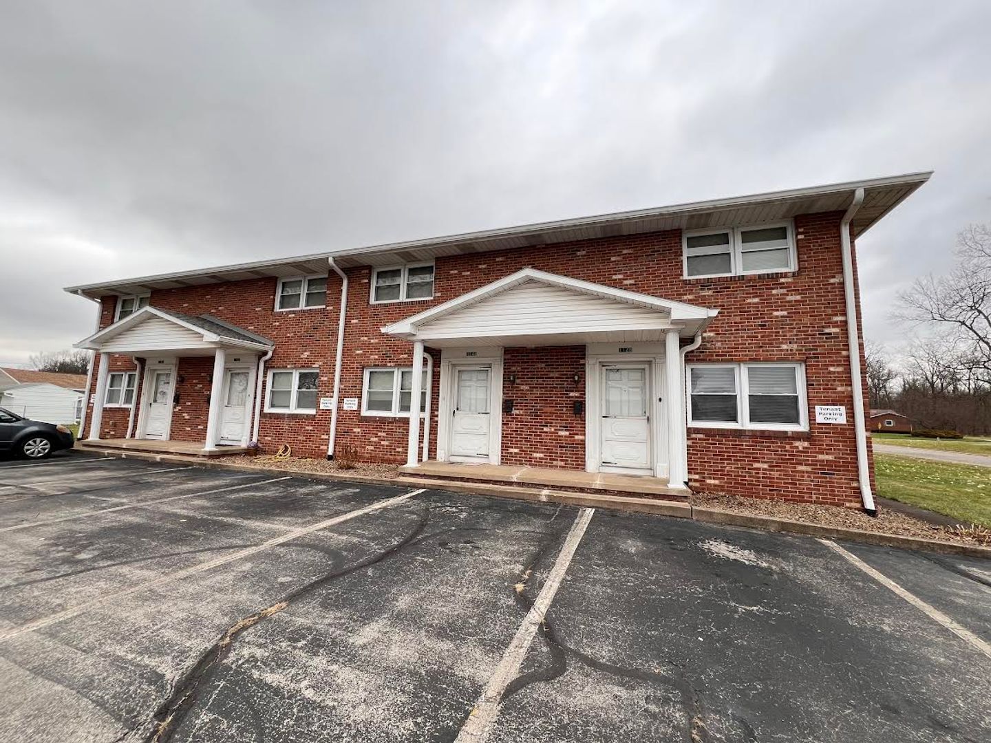 Girard Apartment: 1132 Patricia Dr.