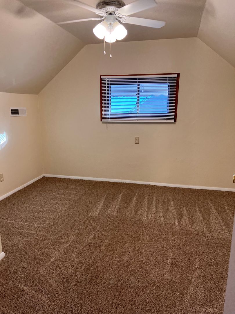 239 N. Beverly, Austintown, OH 44515