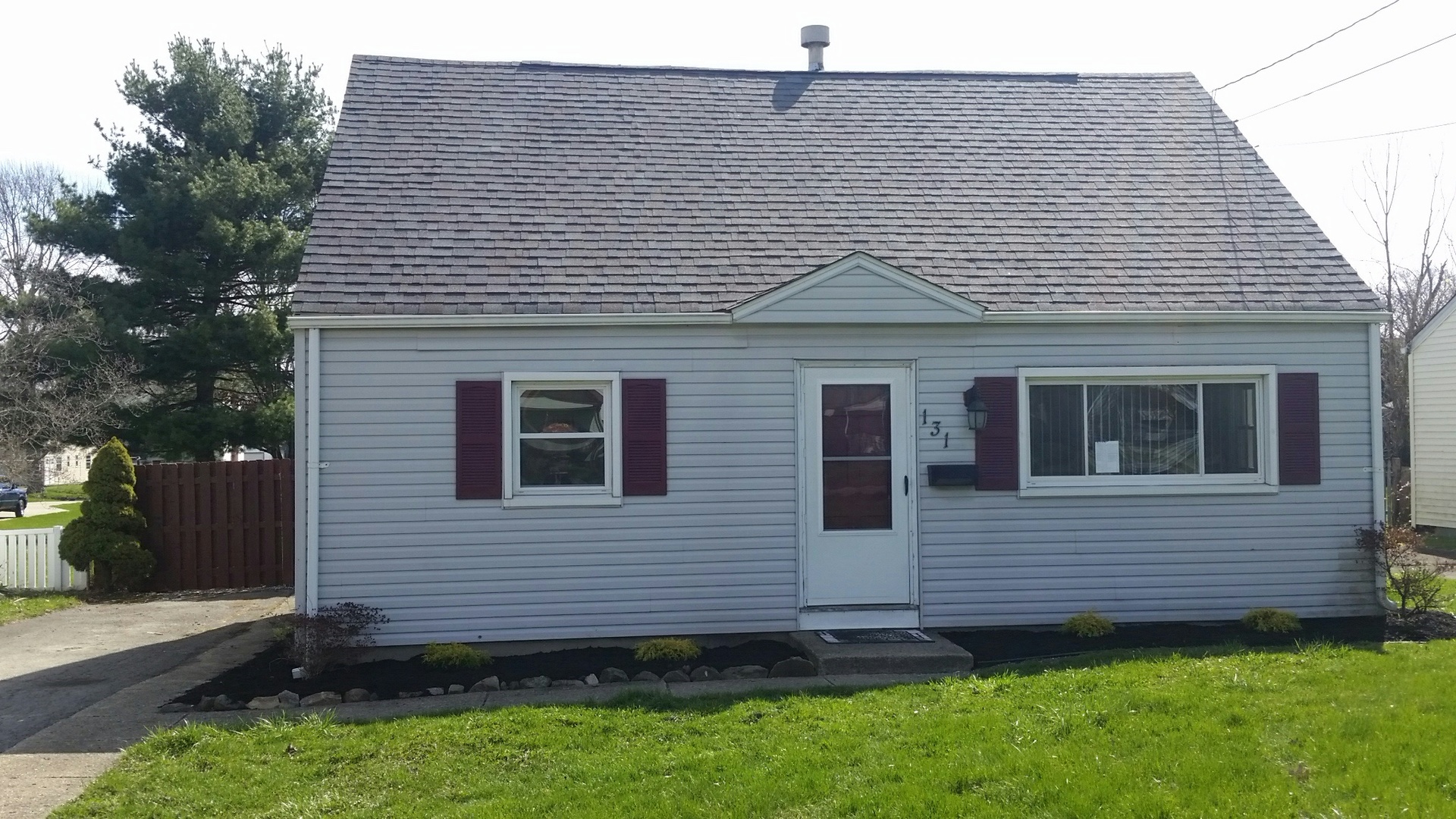 Austintown House: 131 N Edgehill