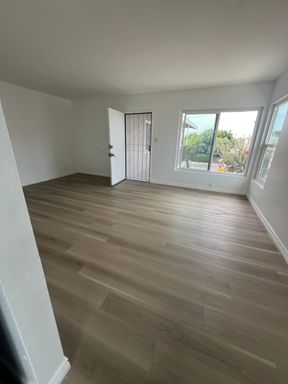 Beautiful 2-Bedroom Apartment in Lynwood