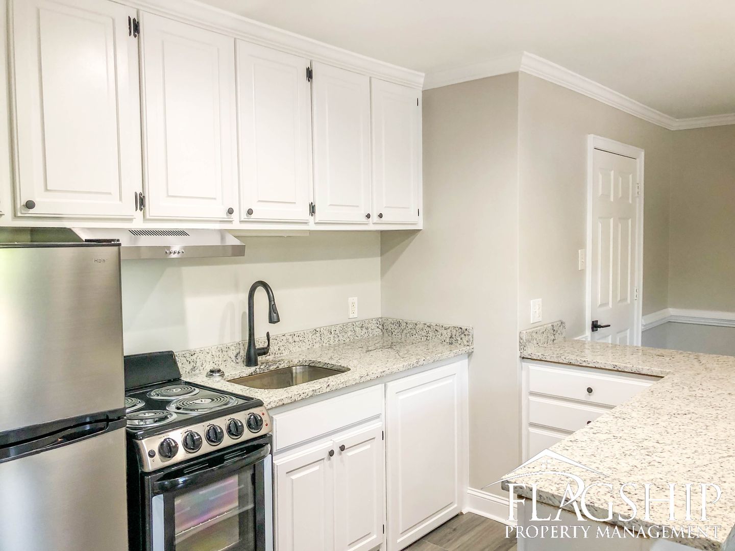 Goldsboro Apartment: 806 N. Berkeley Blvd