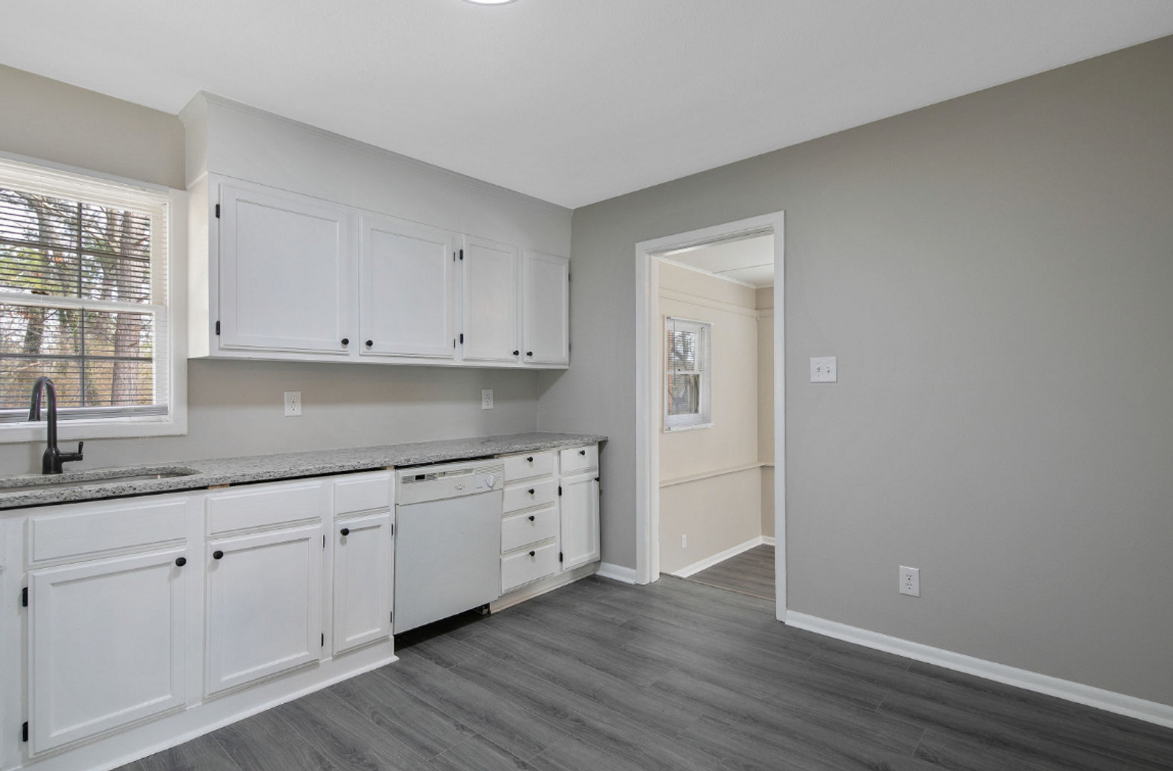 Fayeteville House: 7252 Ainsley Street