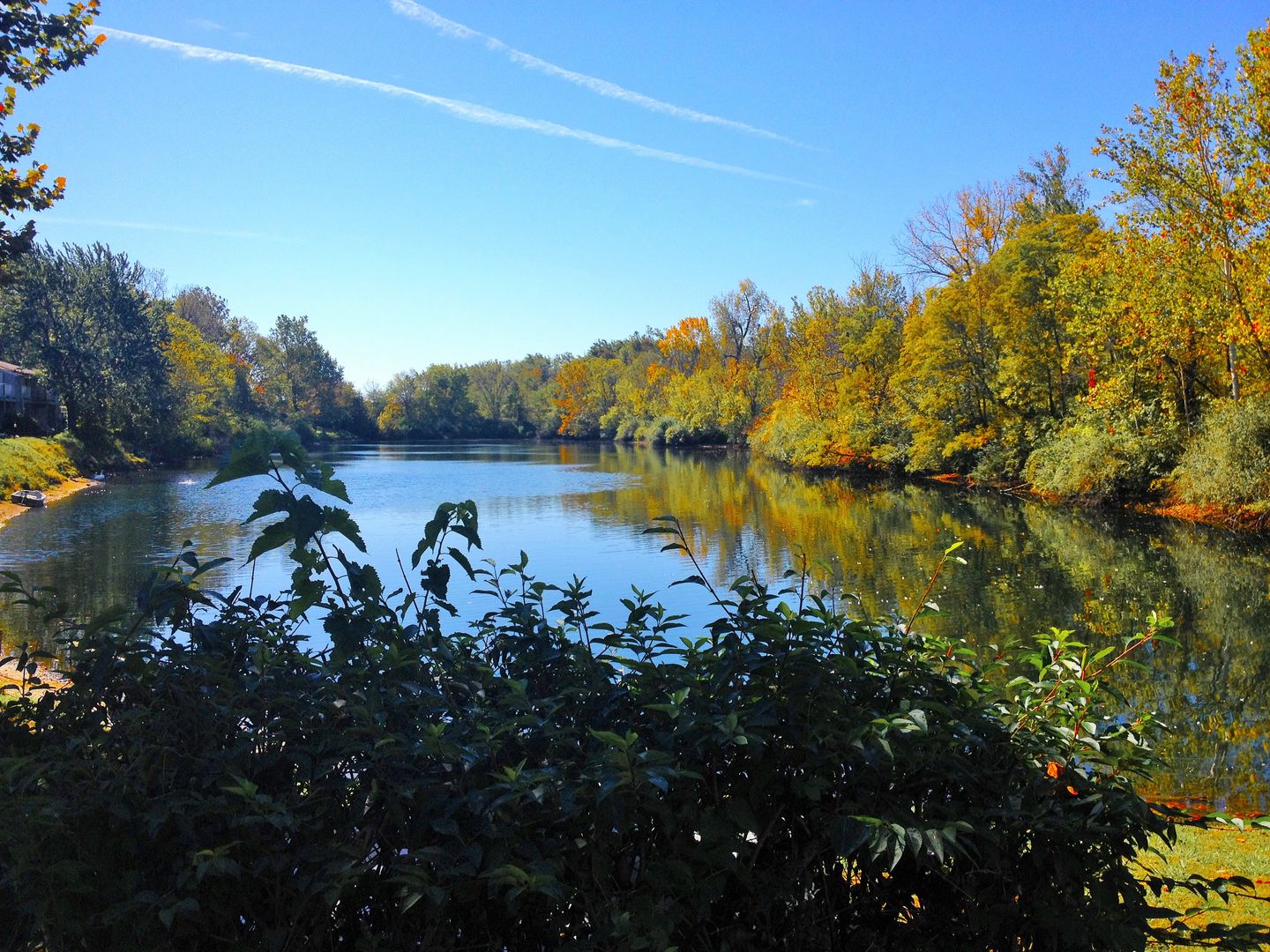 Plainfield Apartment: 644 Lakeside Drive