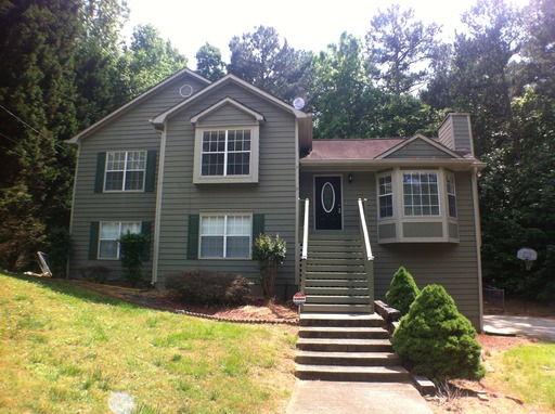 4 Bedroom Rental – 3177 Christopher Ct, Douglasville, GA 30135