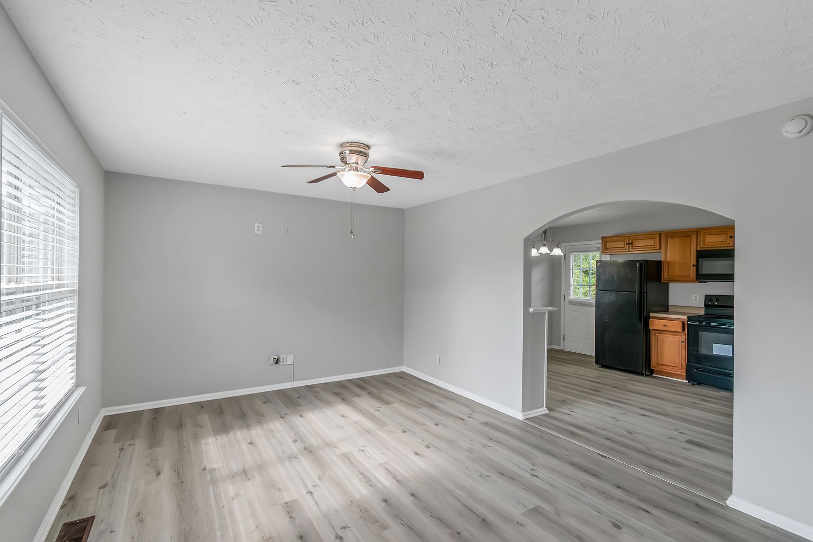 207 Cobblestone Ct Douglasville, GA 30134 5 of 12