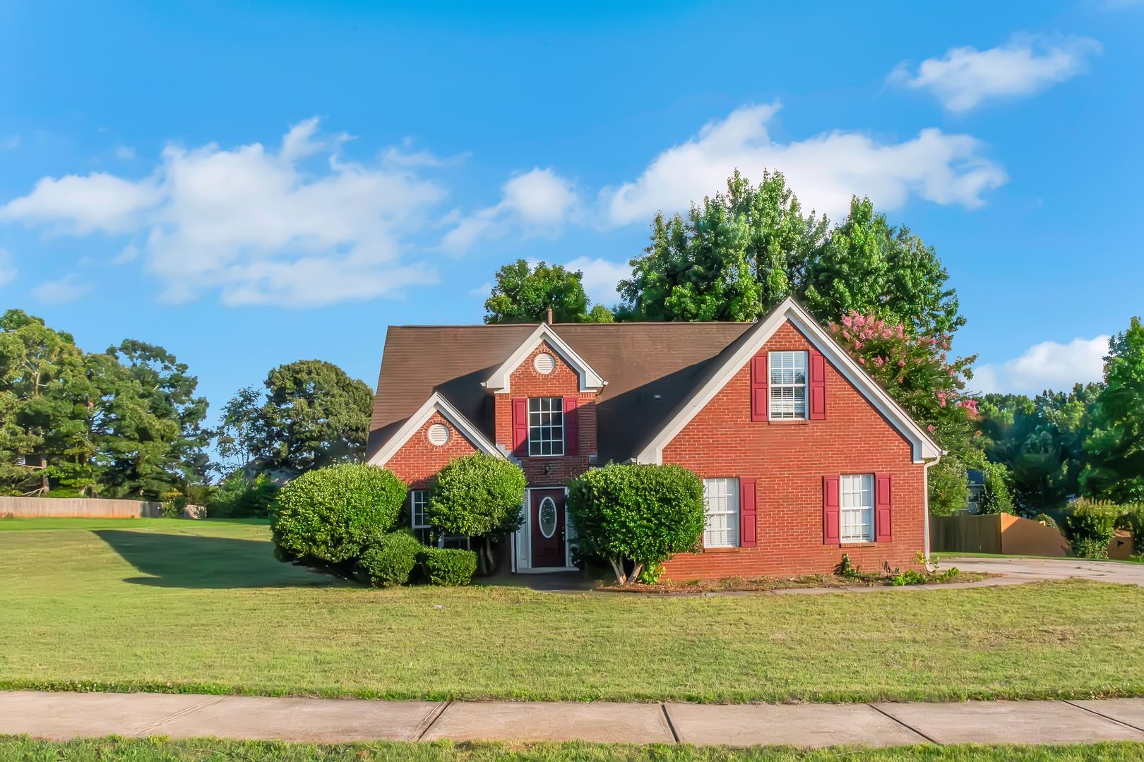 McDonough House: 742 White Dove Dr