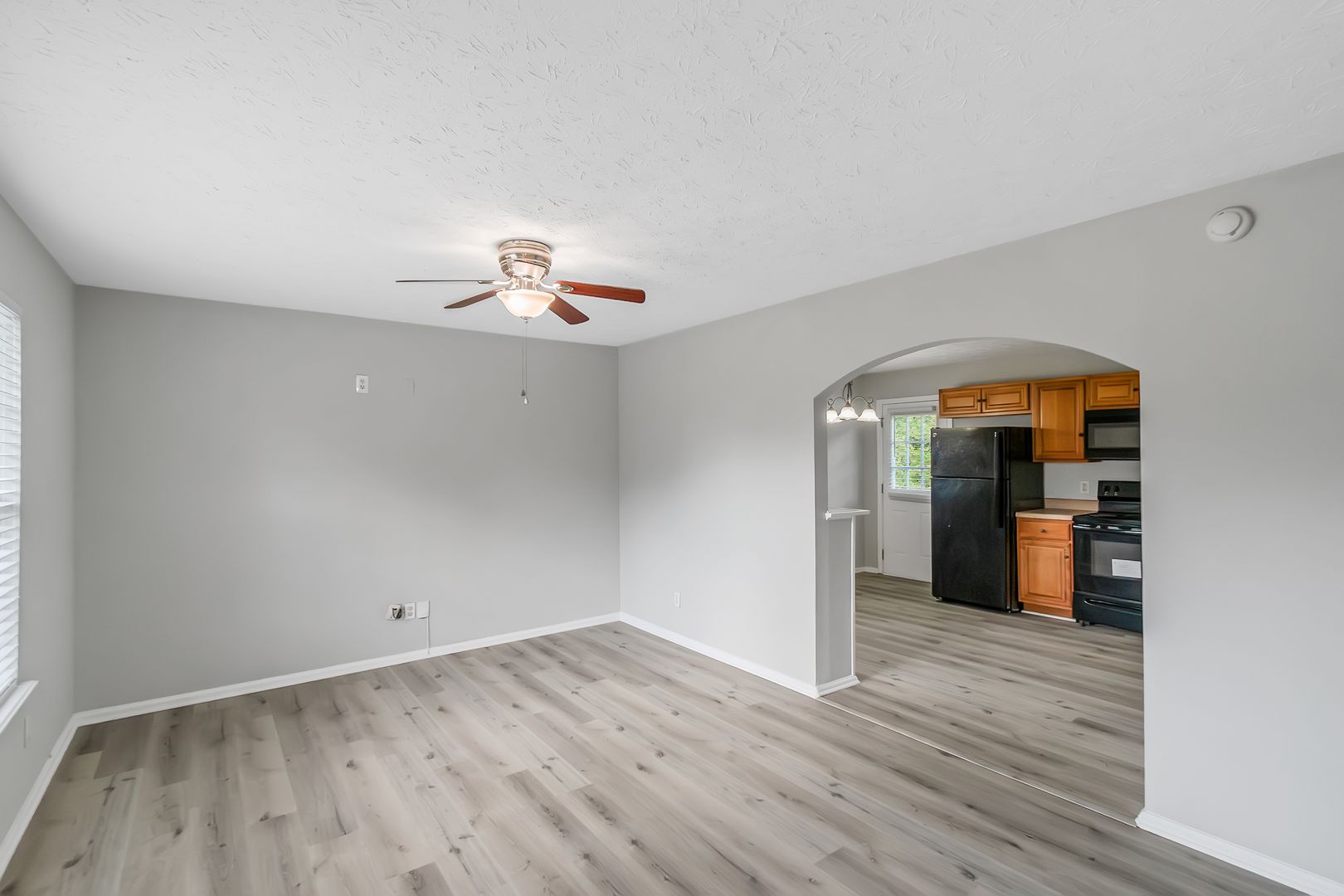 207 Cobblestone Ct Douglasville, GA 30134 6 of 12