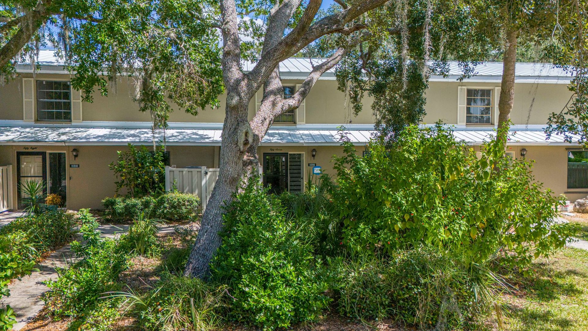 Crystal River House: 11316 W Bayshore Dr