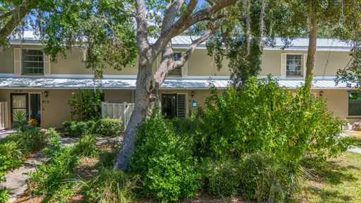 2/2.5 Town Home Away From Home in Crystal River