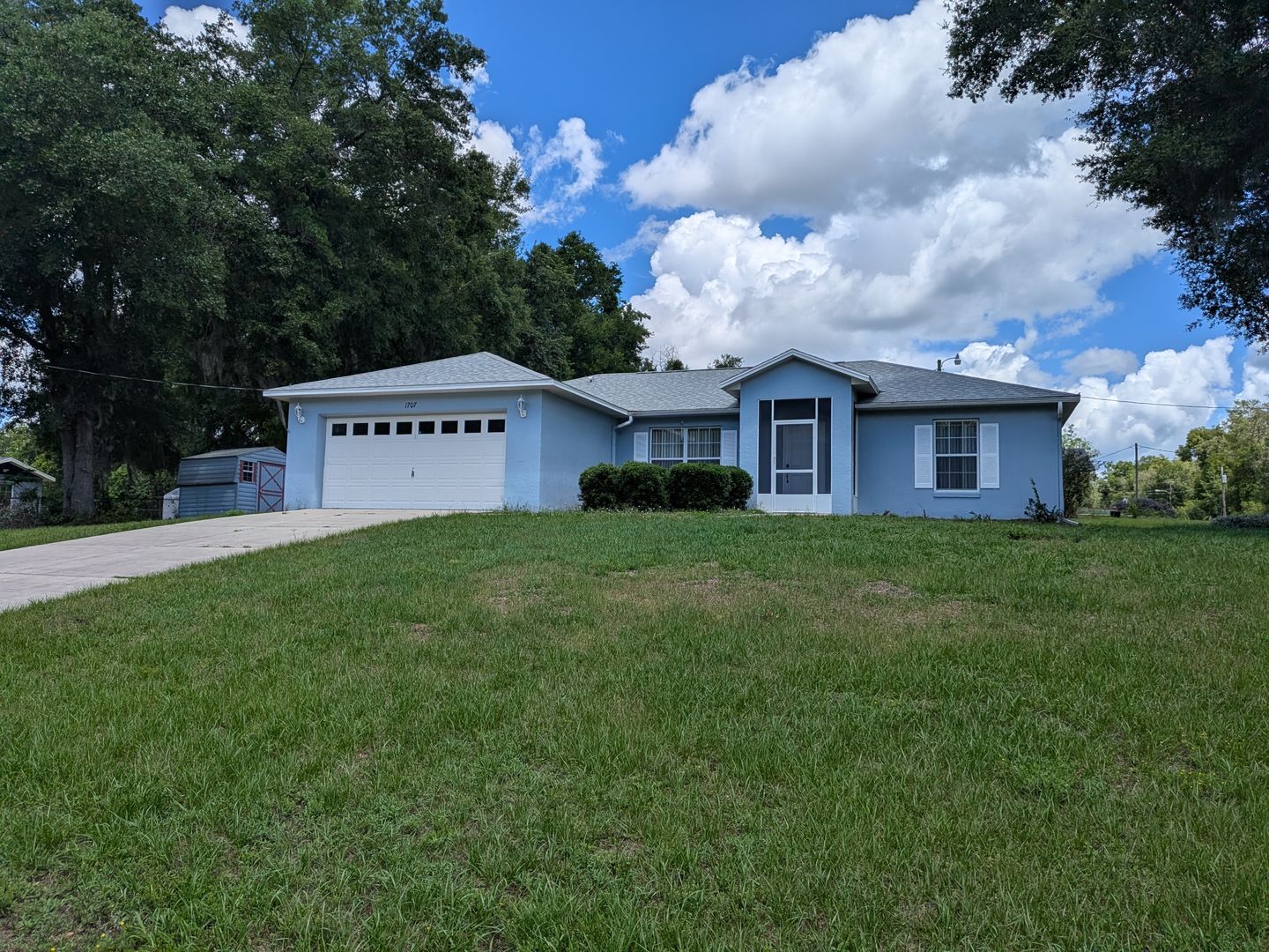 Citrus Springs House: 1707 W Beach Plum Dr