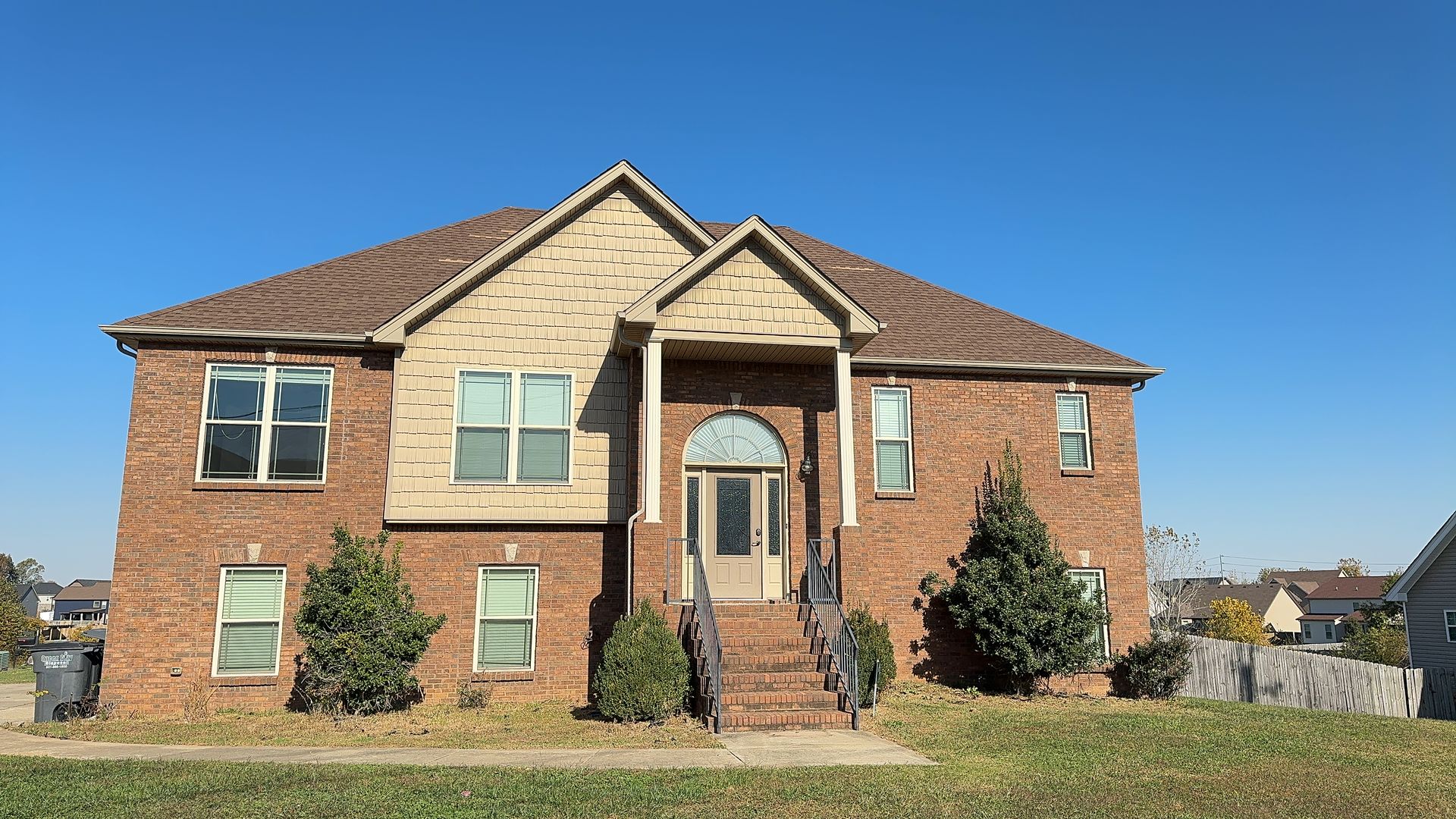 Clarksville House: 1701 Winterhaven CT