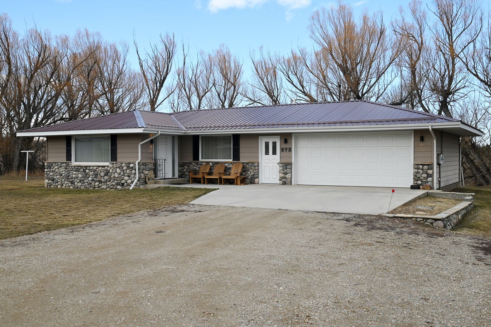 Sheridan House: 272 State Highway 335