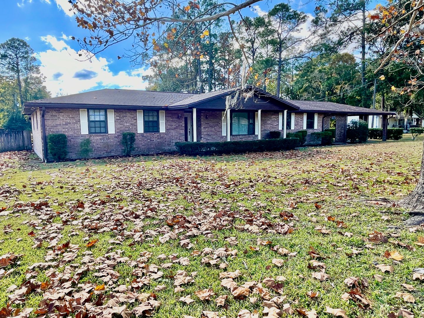 Callahan House: 54157 Lawhon Rd