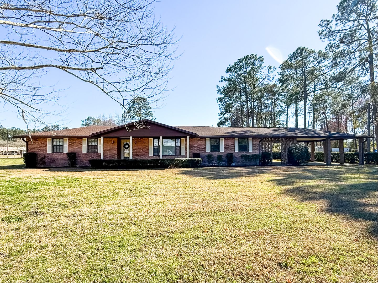 Callahan House: 54157 Lawhon Rd