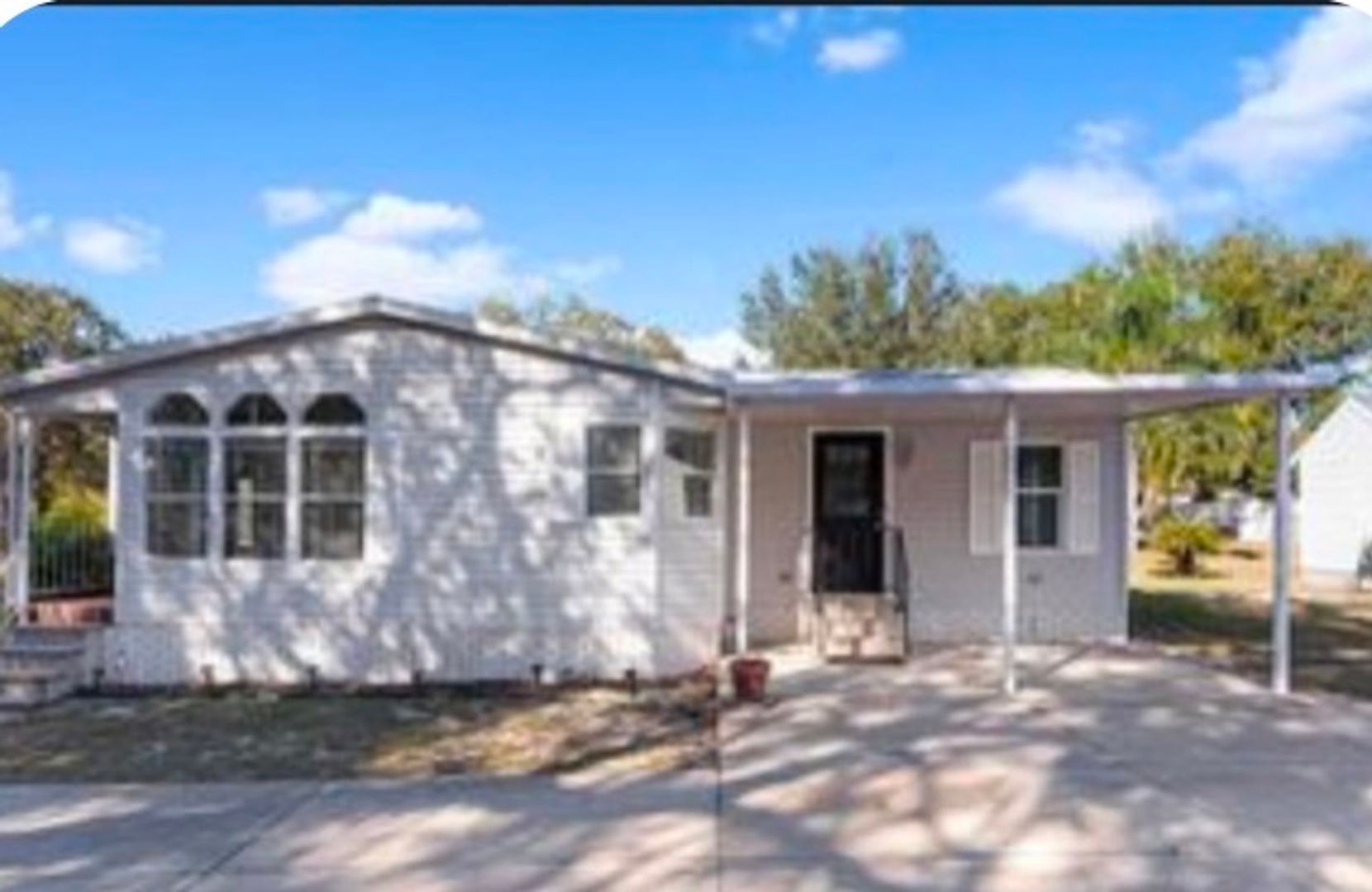 Fruitland Park House: 36832 Wilmington Rd