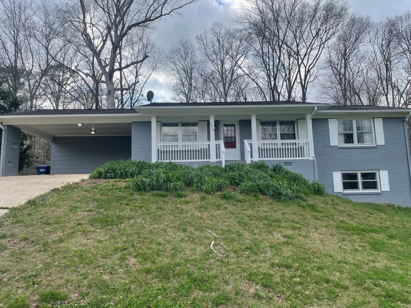 Anniston House: 5918 Medders St