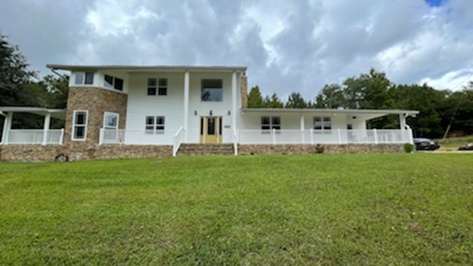 Eastaboga House: 179 Parker Ln