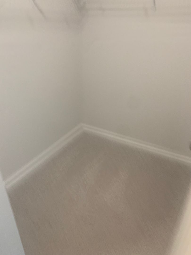 Lincoln House: 35 Knoll Way