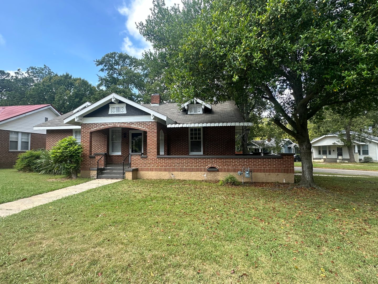 Anniston House: 1536 WOODSTOCK AVENUE