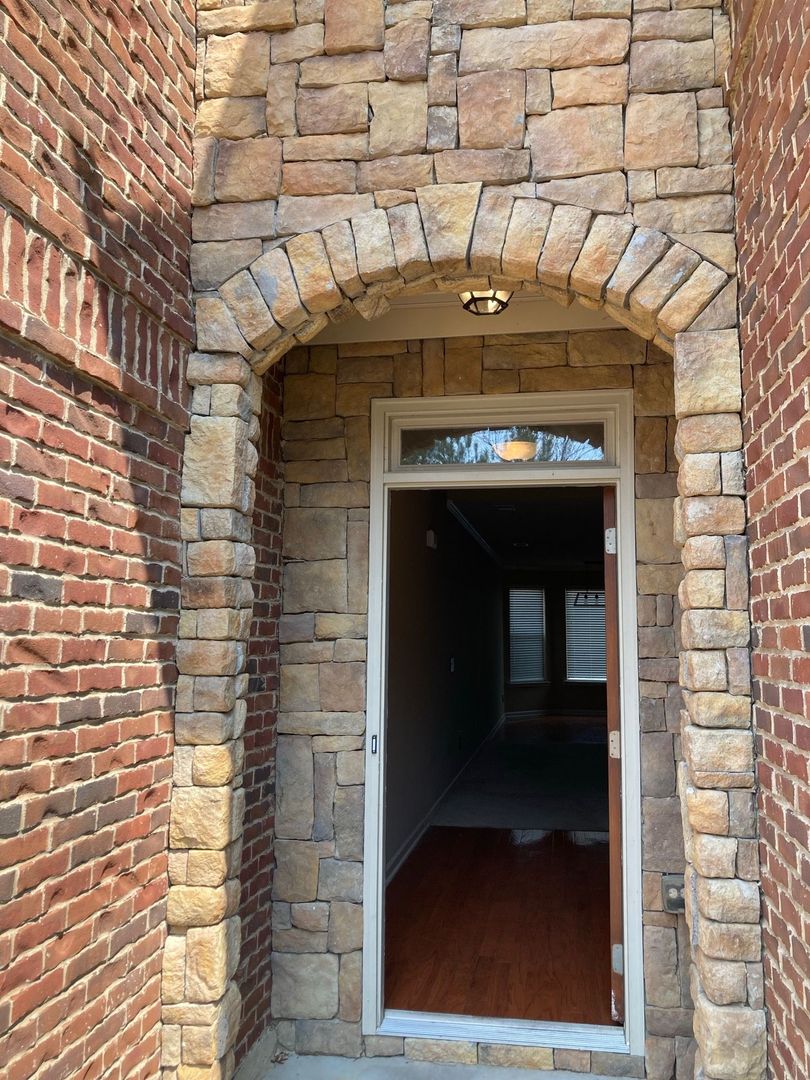 Oxford House: 73 Puttenum Way