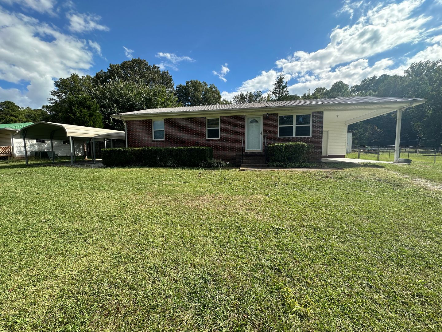 Eastaboga House: 270 Woodard Ave