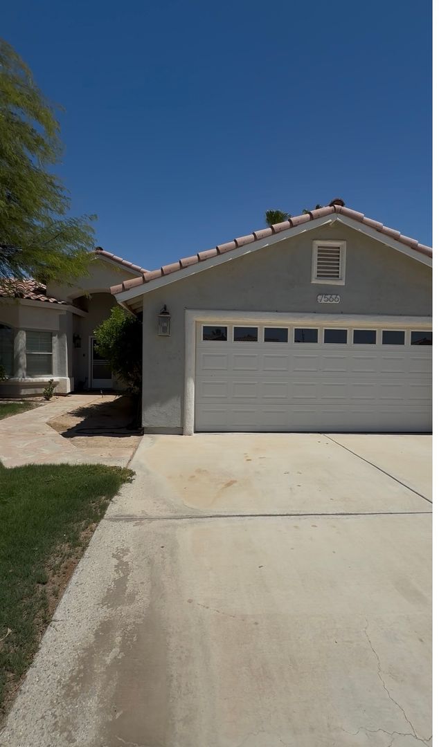 YUMA House: 7566 E 25th PL