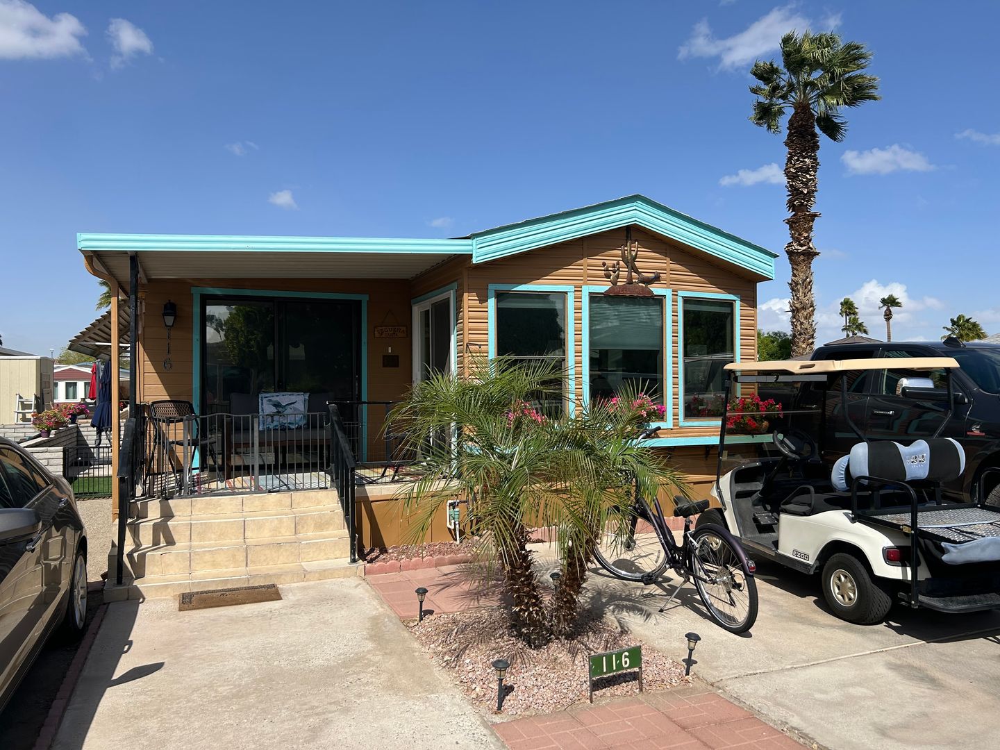 Yuma House: 5707 E 32nd St