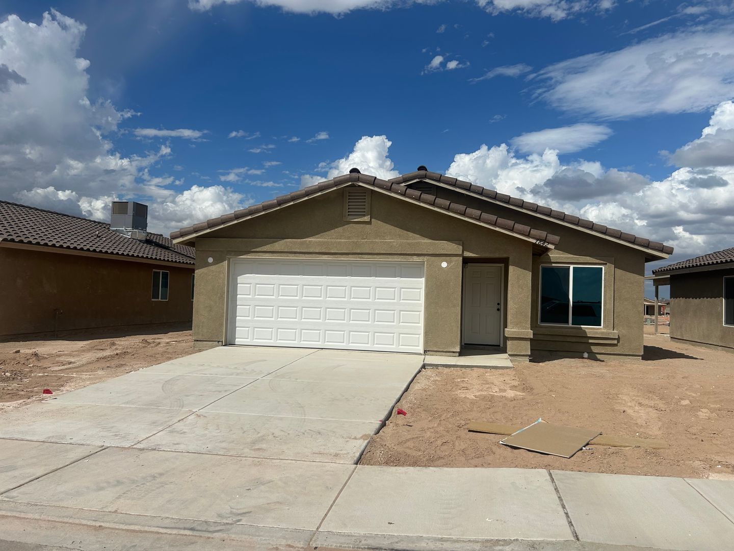Yuma House: 7842 E 47th St