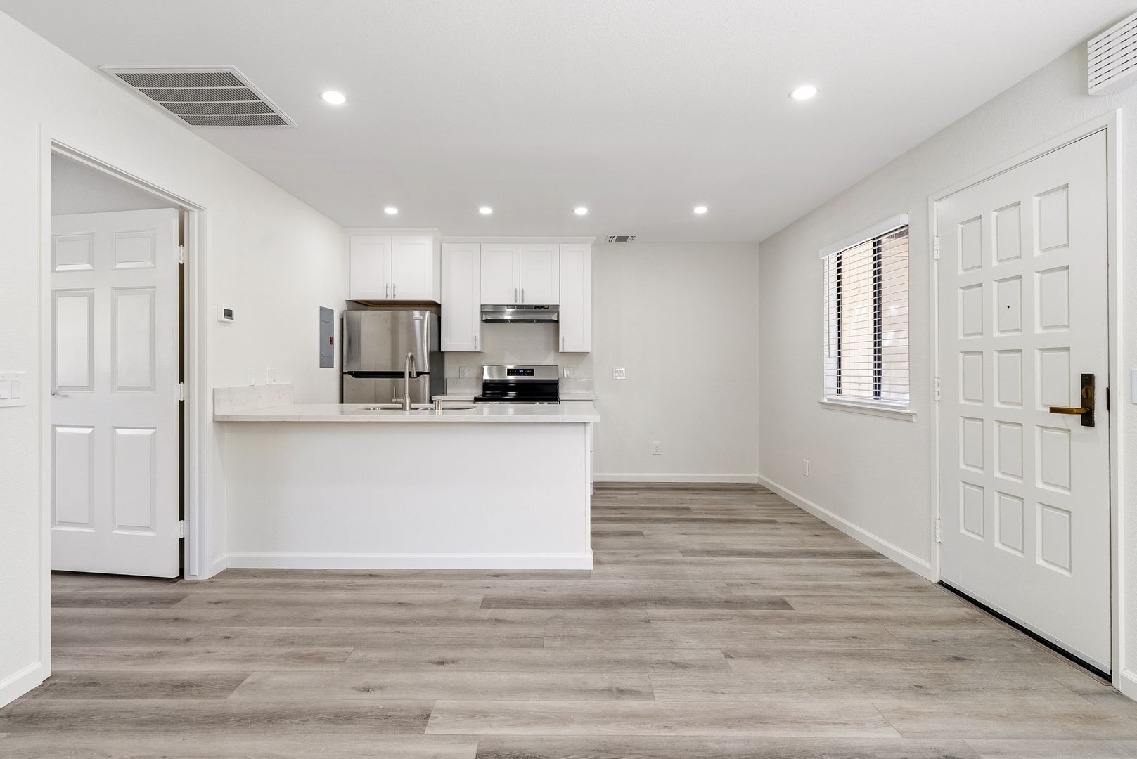 Templeton Apartment: 283 Heather Court