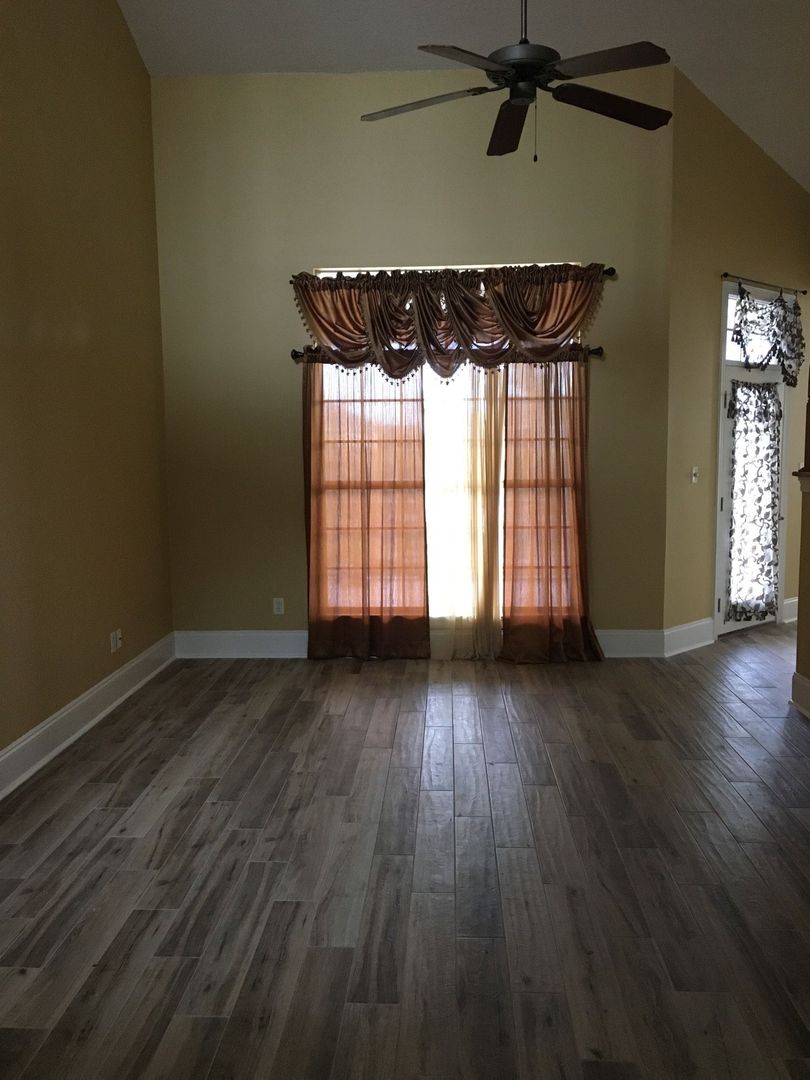 1412 Thurso Road, Lynn Haven, FL 32444