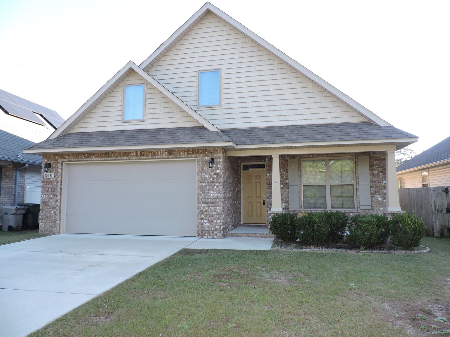 Pensacola House: 10645 Trailblazer Way