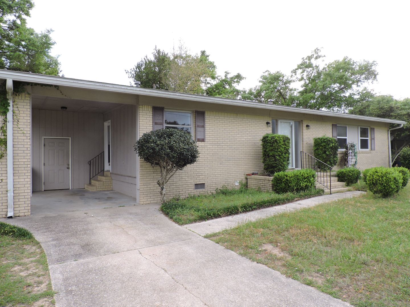 Pensacola House: 3641 Cherry Laurel Dr
