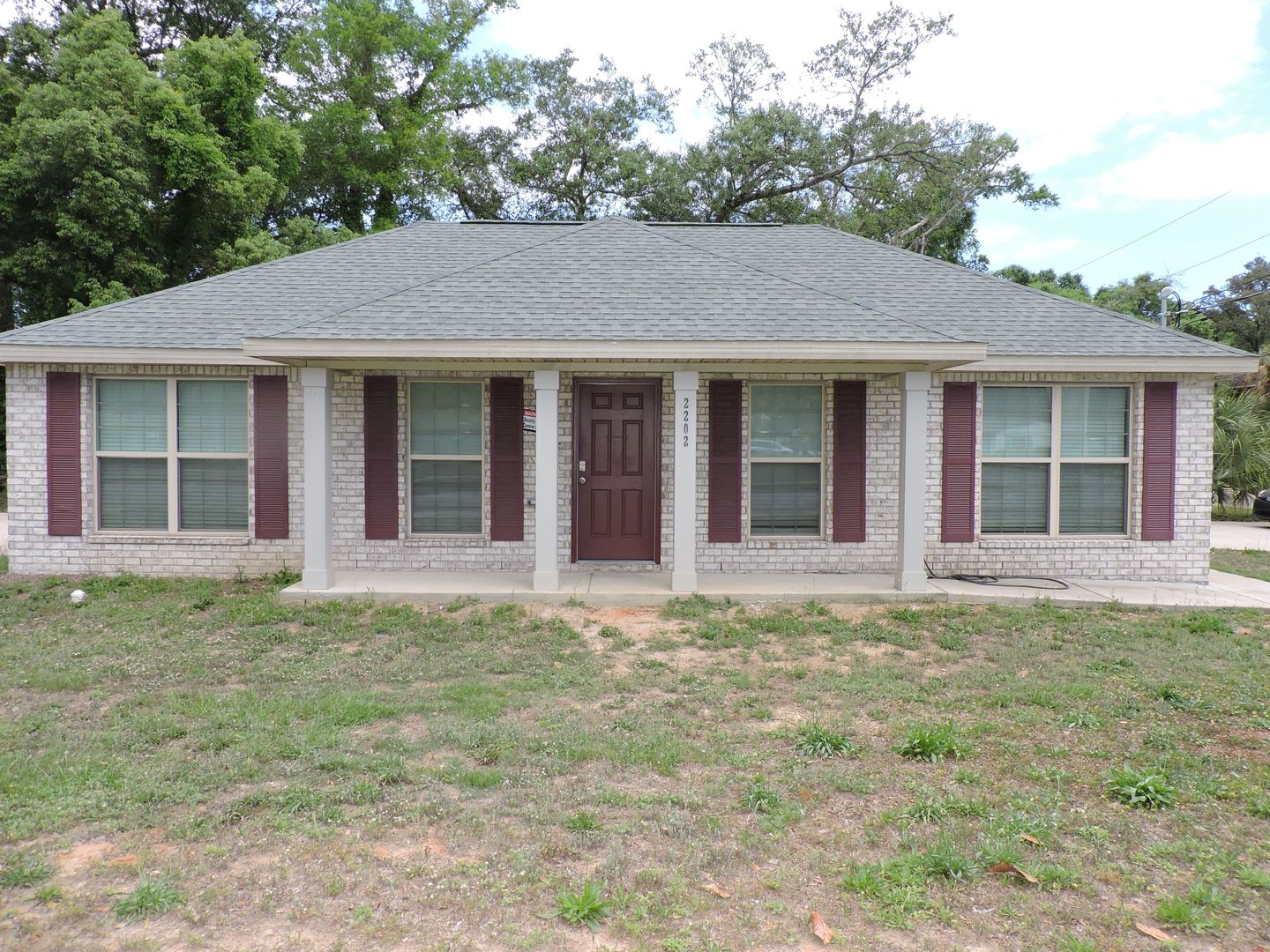 Pensacola House: 2202 N E St