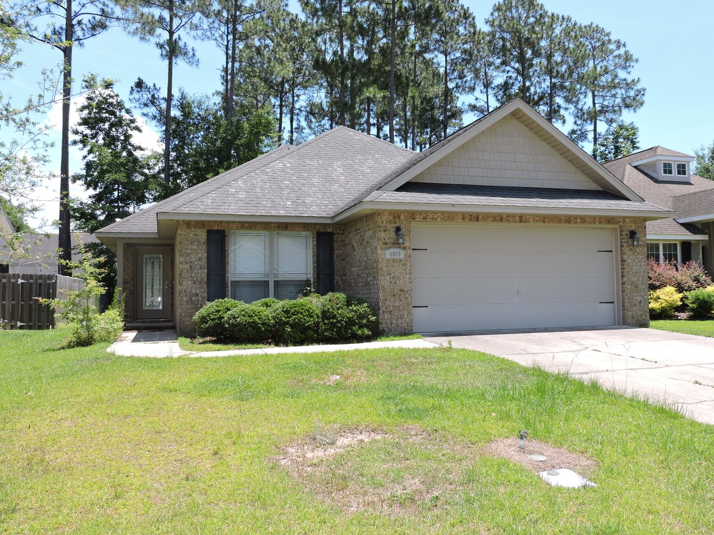 Pace House: 6060 Dunridge Dr