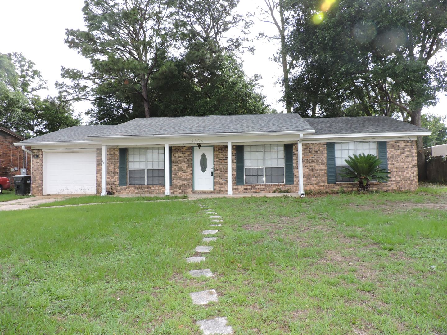 Pensacola House: 7834 Charter Oaks Dr