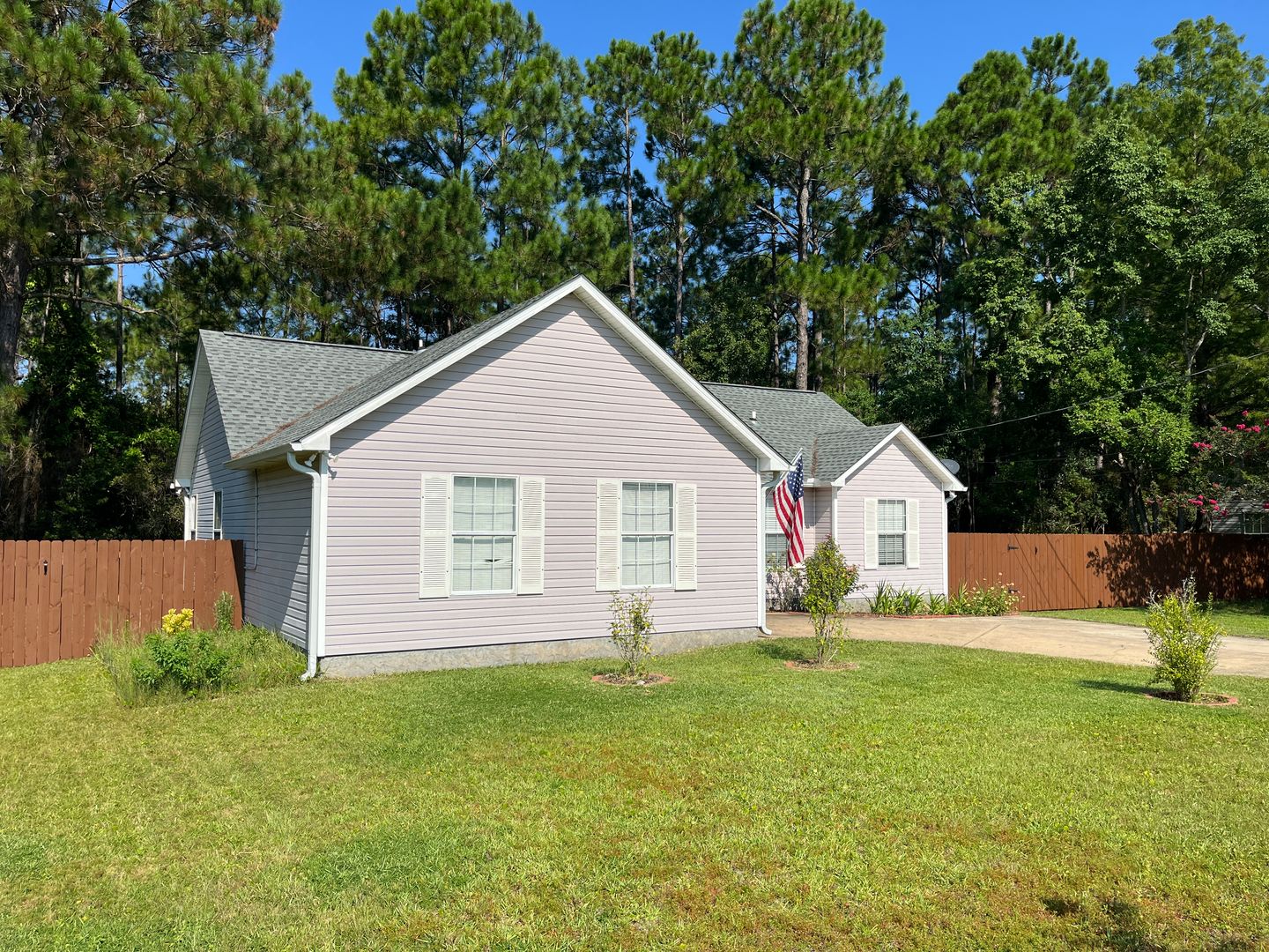 Pensacola House: 7820 Mellow Days Dr