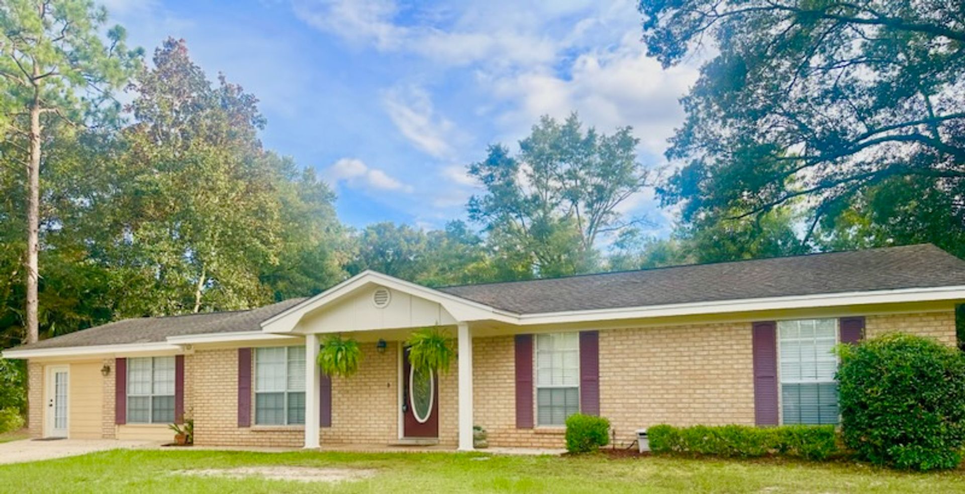 Milton House: 5485 Willard Norris Rd