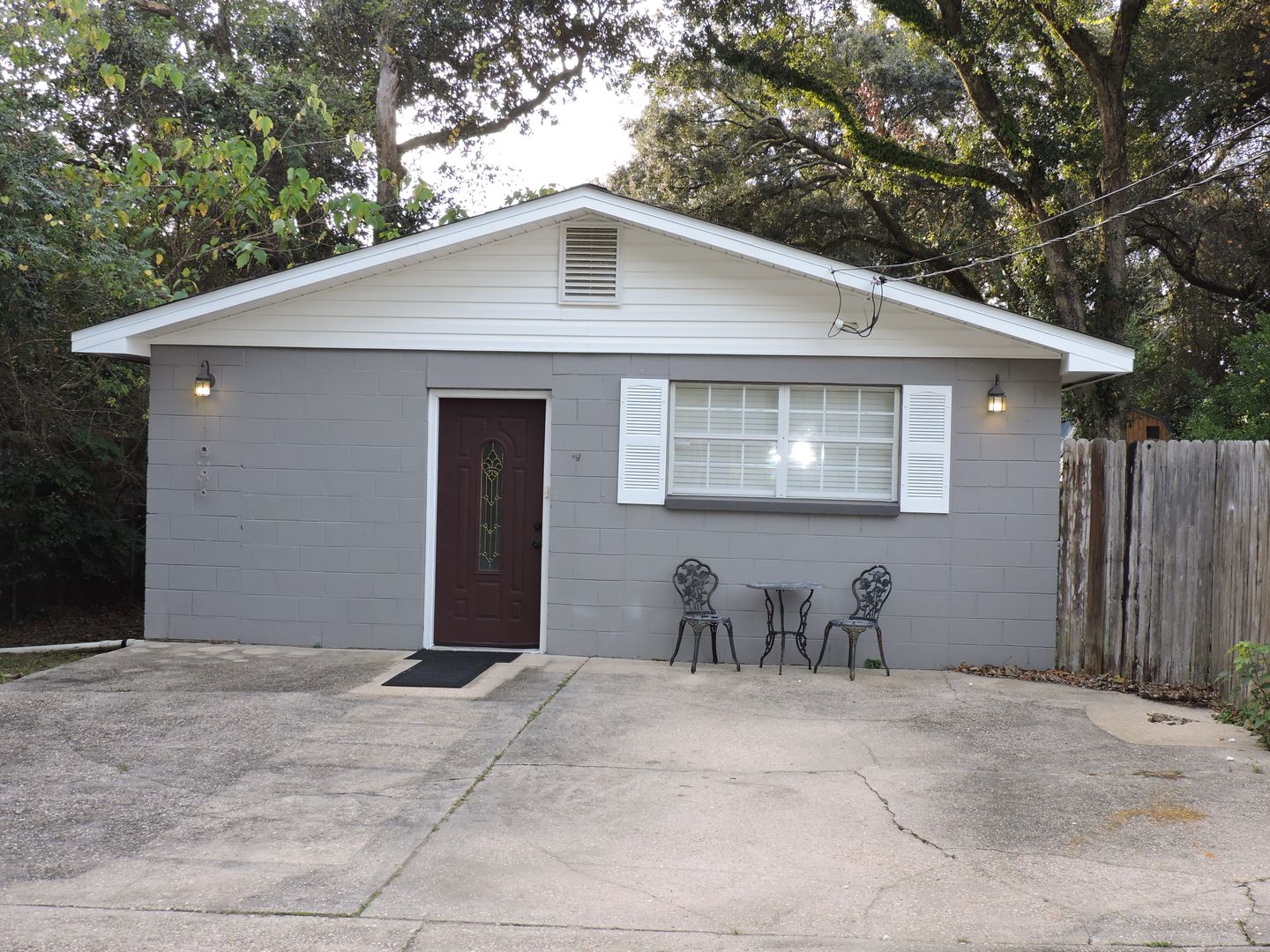 Pensacola House: 1711-B N 60th Ave