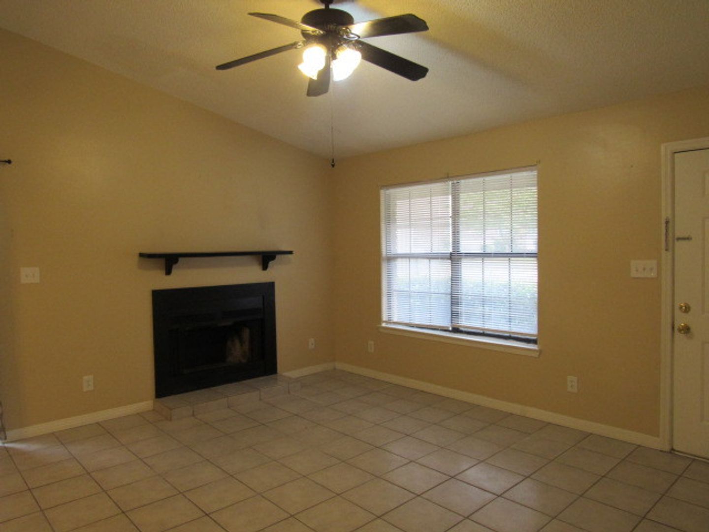 Cantonment House: 3318 Pine Forest Rd