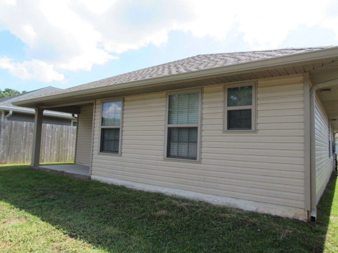 Pensacola House: 279 Cottage View Drive