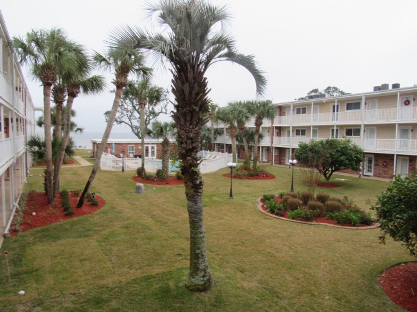 Pensacola House: 710 Scenic Hwy 215