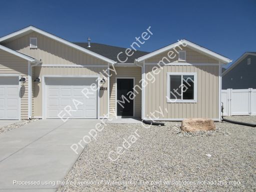 Move-In Discount!!! Newer Construction Single Level Twin Home - Great Location! – photo 1