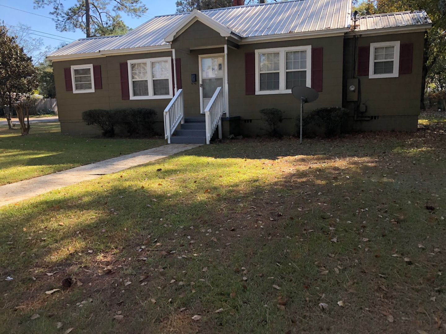 Dothan House: 406 Hill Street