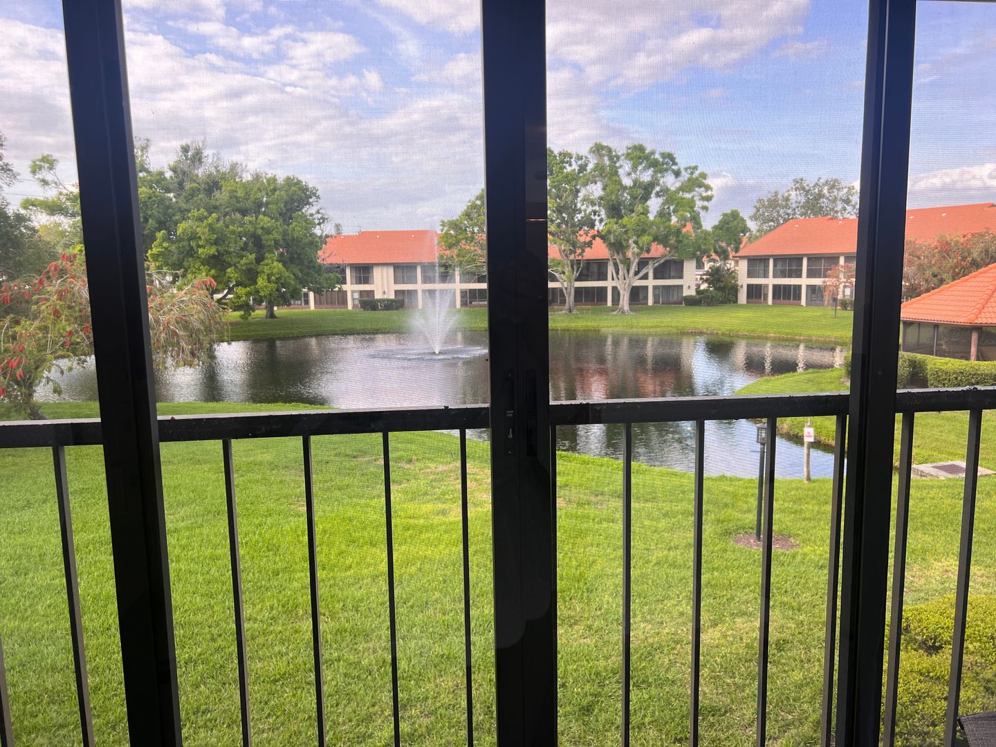 VENICE Townhome: 748 AVENIDA ESTANCIA UNIT B