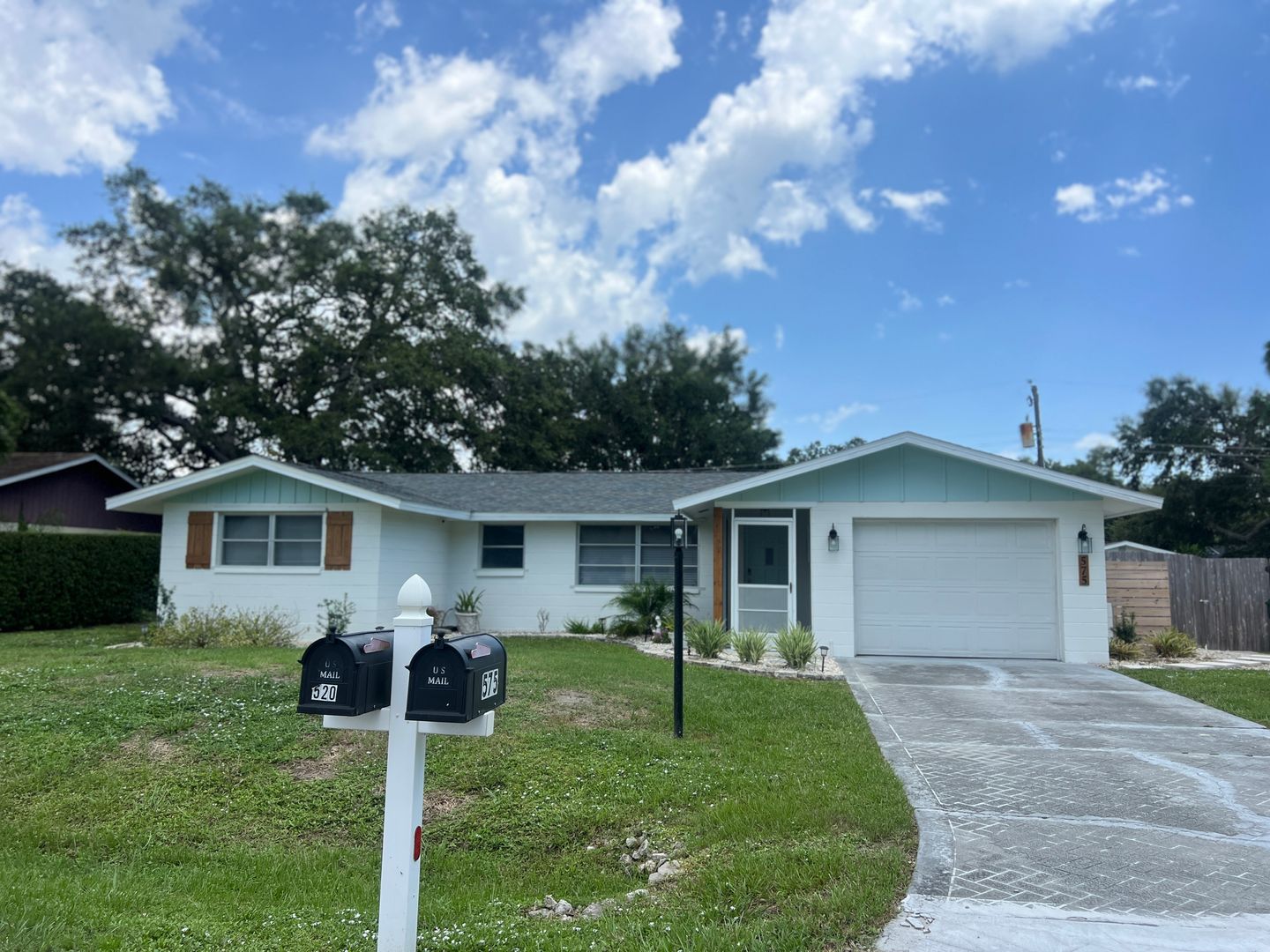 VENICE House: 575 RANDOLPH ROAD