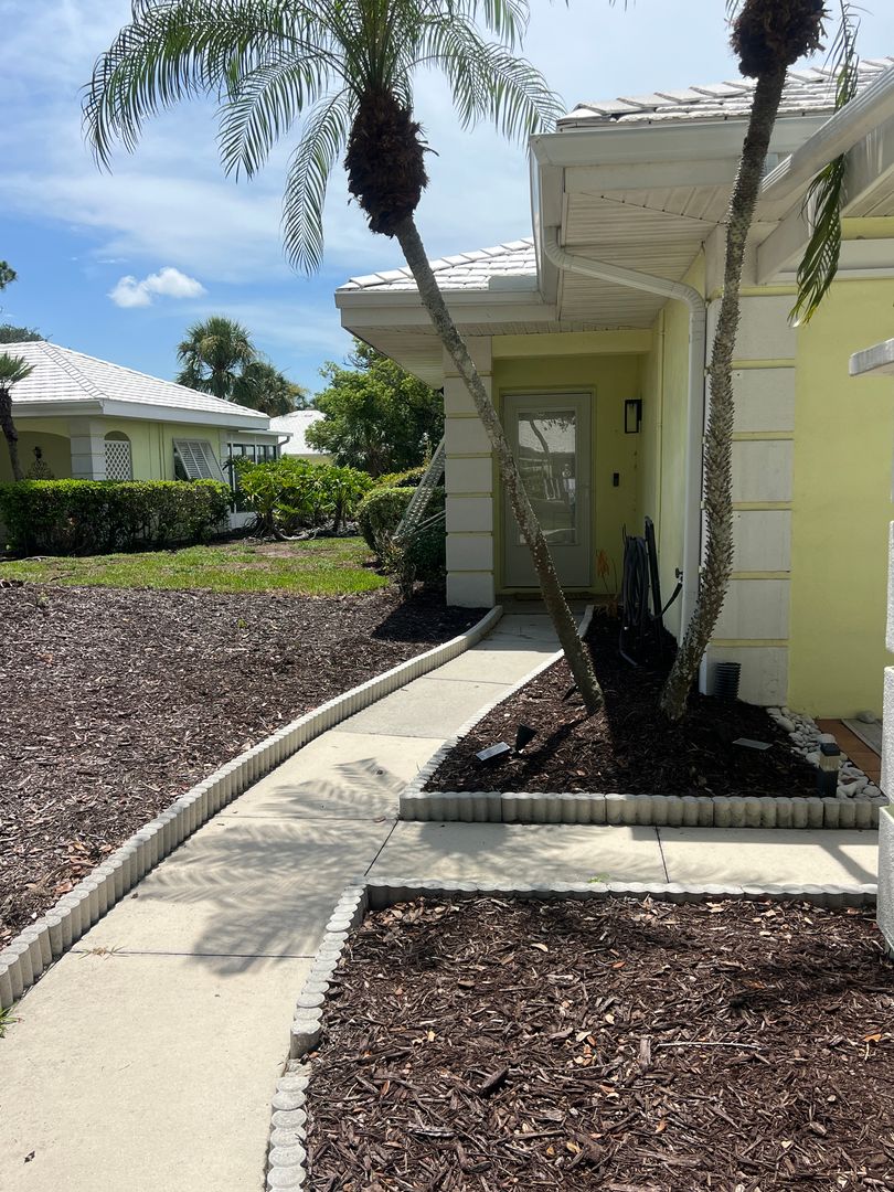 Venice Condo: 310 Wexford Terrace