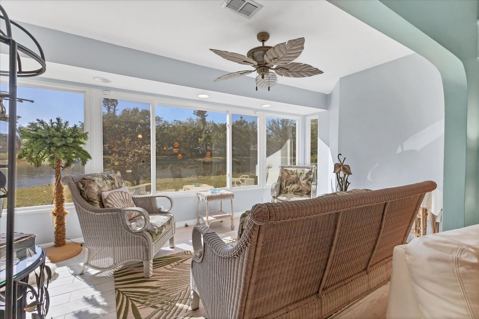 Venice Condo: 109 Southampton Pl. N. #245